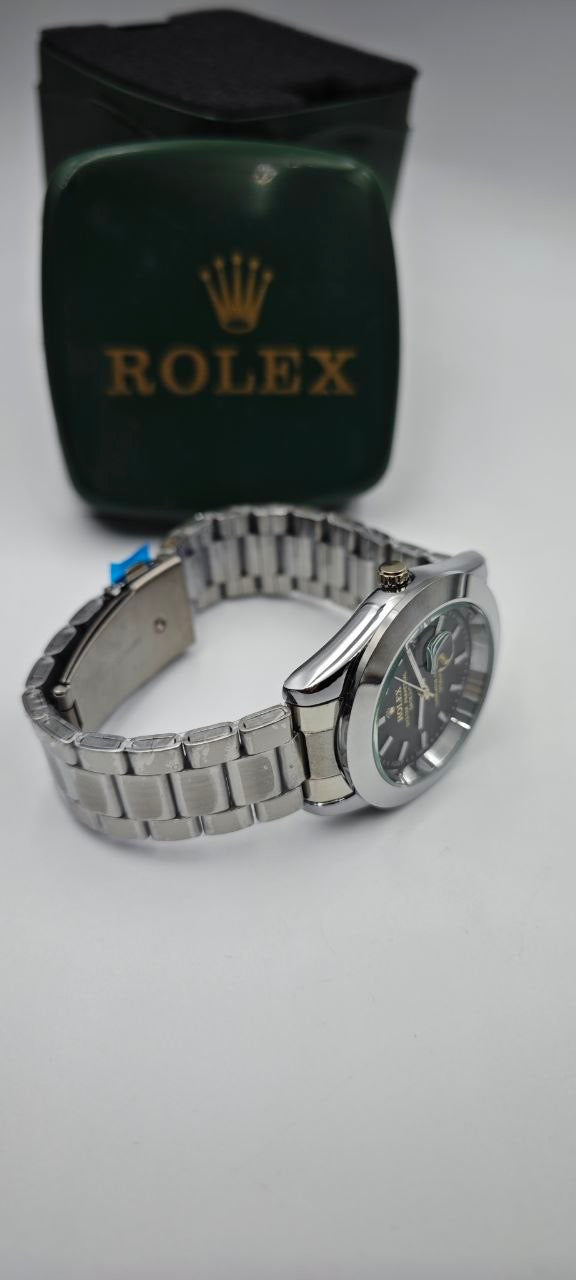 ROLEX İÇİ SİYAH DIŞI GÜMÜŞ SAAT