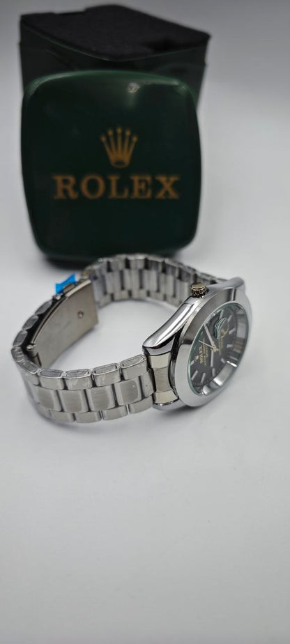 ROLEX İÇİ SİYAH DIŞI GÜMÜŞ SAAT