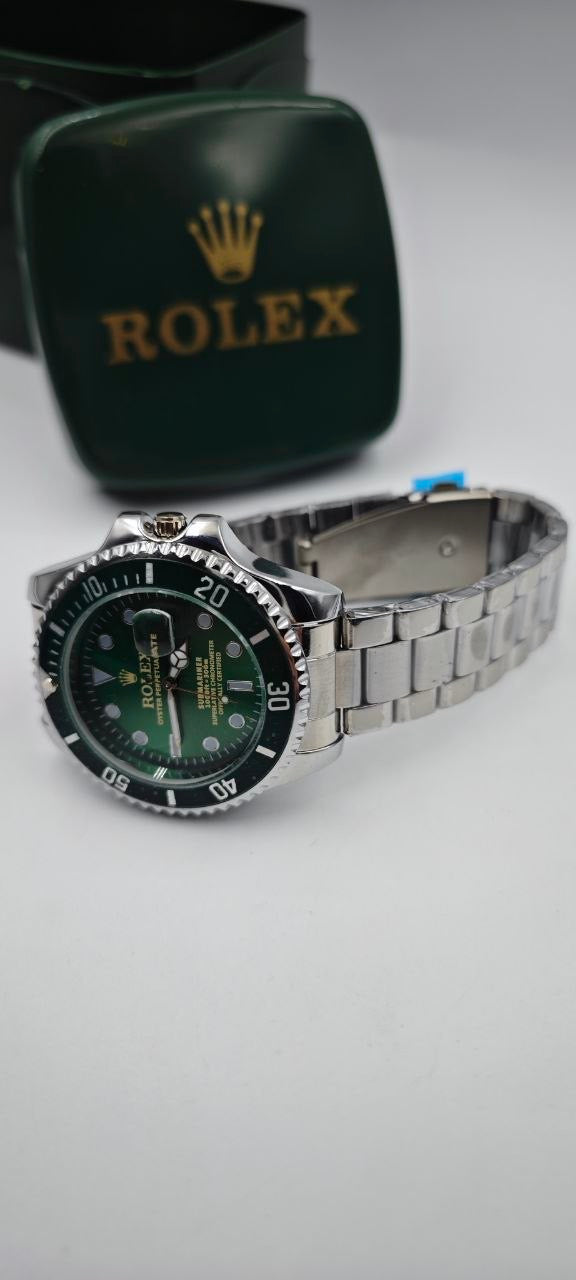 ROLEX SUBMARİNA DIŞI GÜMÜŞ İÇİ YEŞİL SAAT