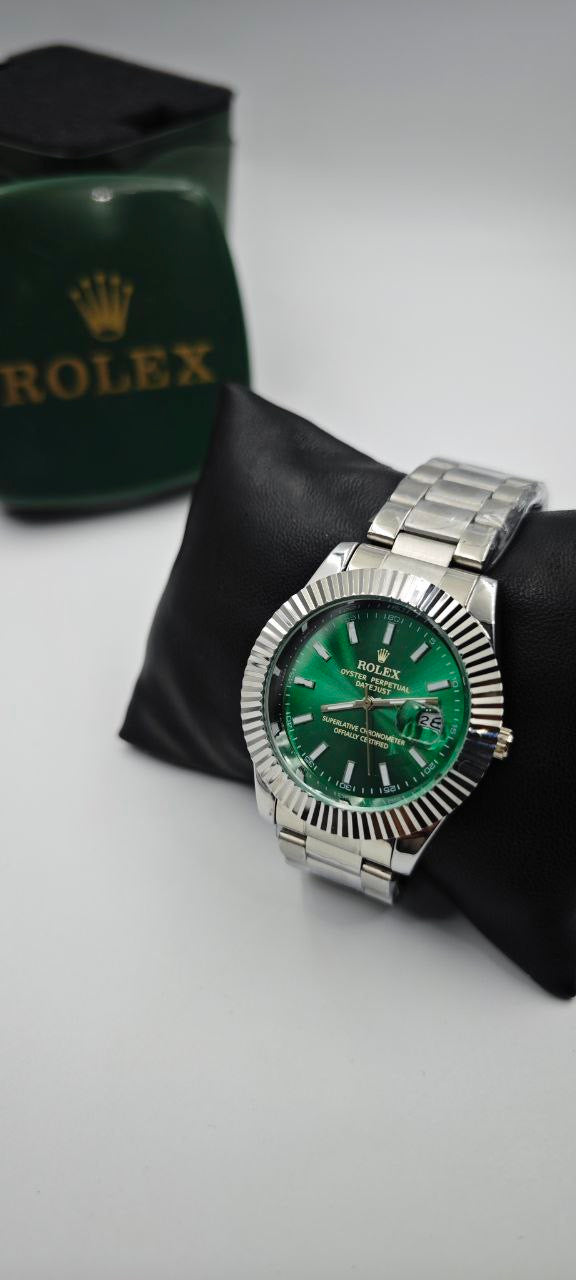 ROLEX İÇİ YEŞİL DIŞI GÜMÜŞ SAAT