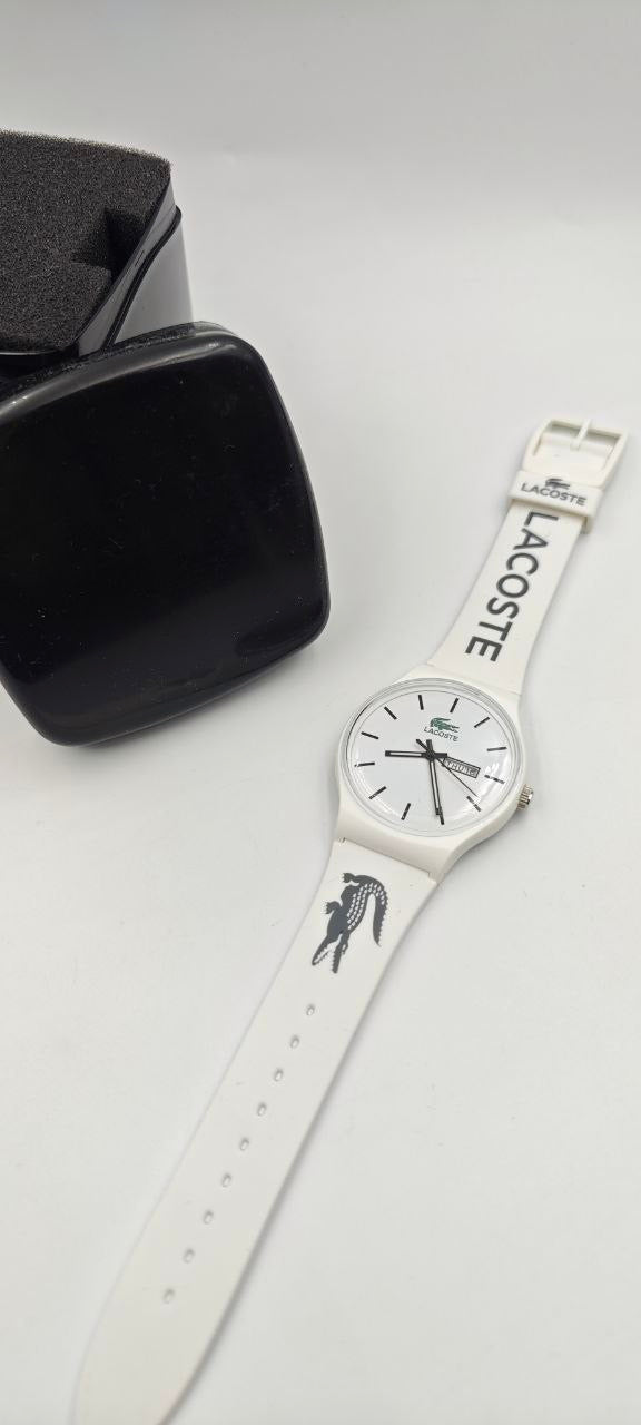LACOSTE BEYAZ SLİKON SAAT