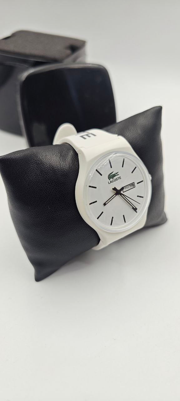 LACOSTE BEYAZ SLİKON SAAT