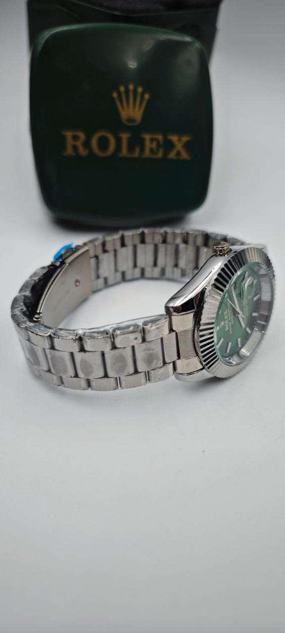 ROLEX İÇİ YEŞİL DIŞI GÜMÜŞ SAAT