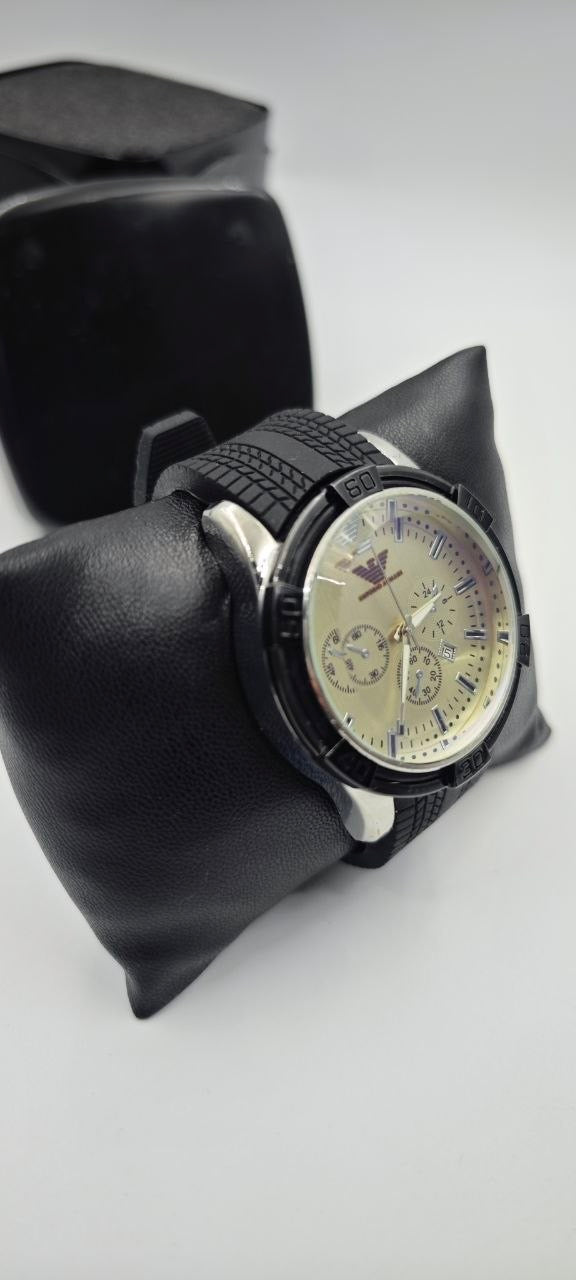 EMPOROİ ARMANI BEYAZ SAAT