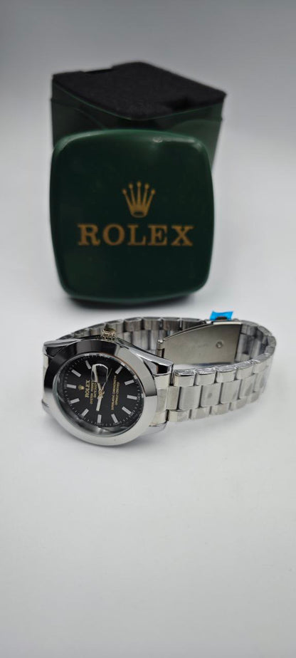 ROLEX İÇİ SİYAH DIŞI GÜMÜŞ SAAT