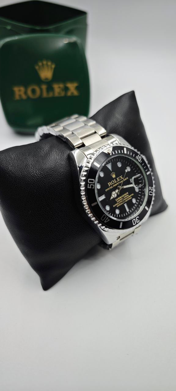 ROLEX SUBMARİNA DIŞI GÜMÜŞ İÇİ SİYAH SAAT